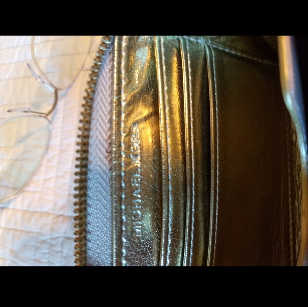 Michael Kors Bedford Continental Python Mini Wall… - image 4